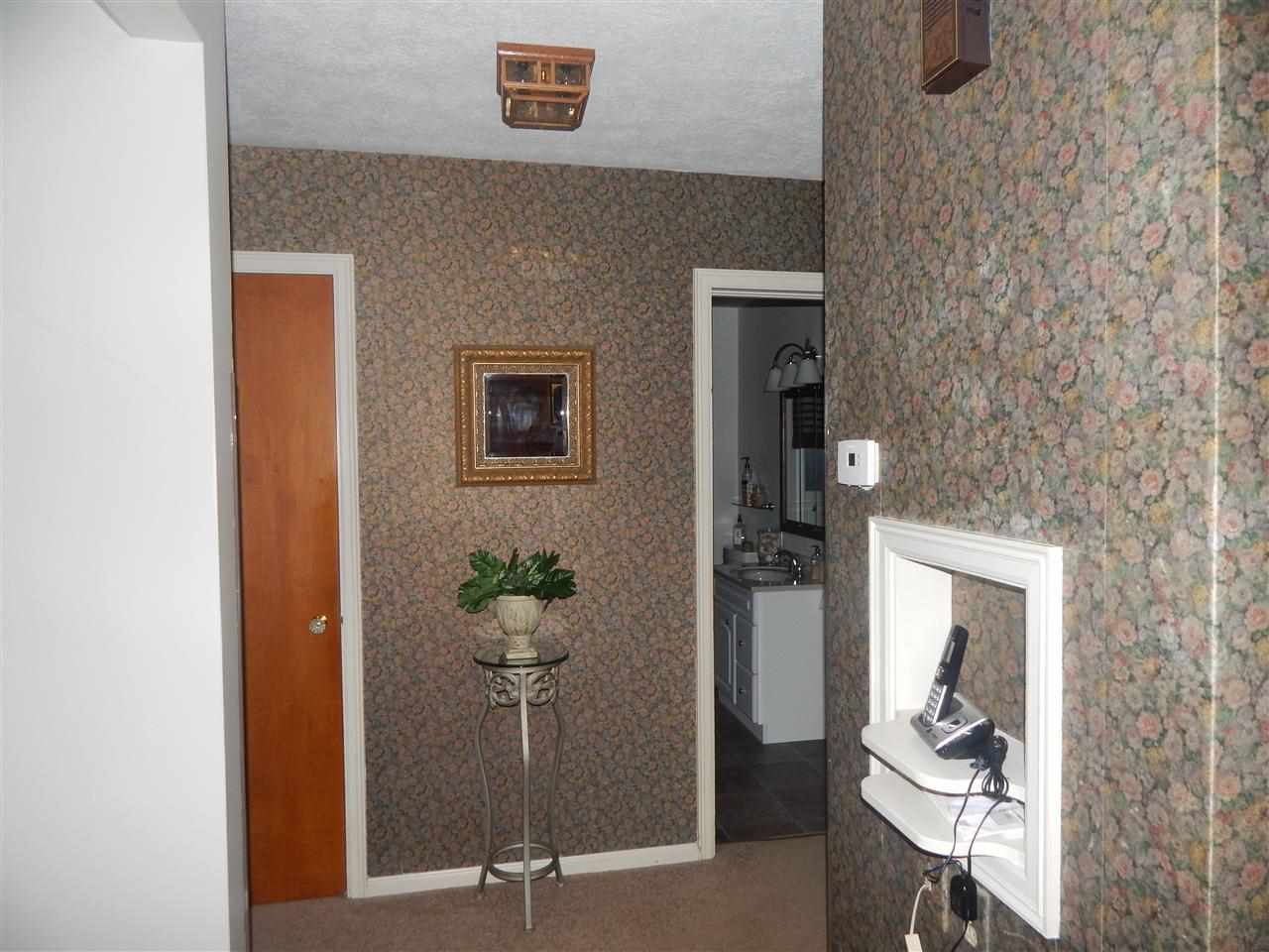 211 West Summit Street Delphi, IN 46923 - Photo 9 of 27 Gallery Image 9