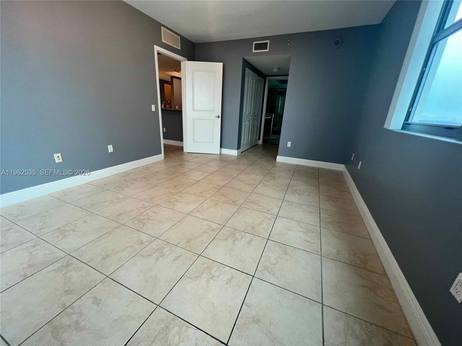 2641 North Flamingo Road, Unit 1701N Sunrise, FL 33323 - Photo 10 of 48