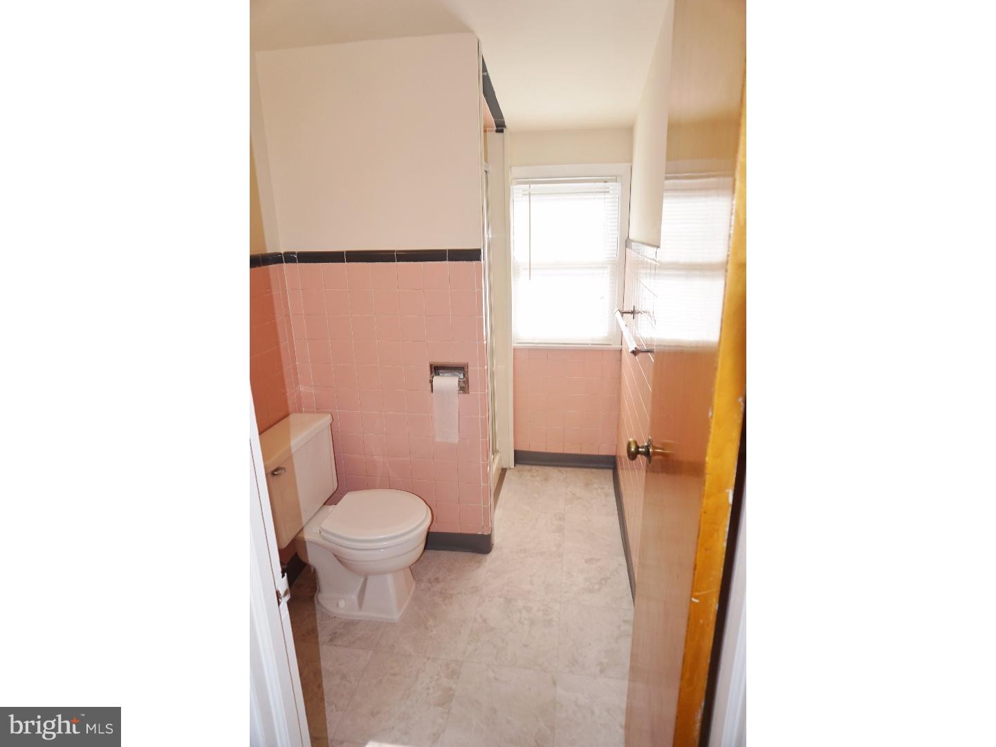 38 Meredith Road Hamilton, NJ 08610 - Photo 20 of 25 Bathroom