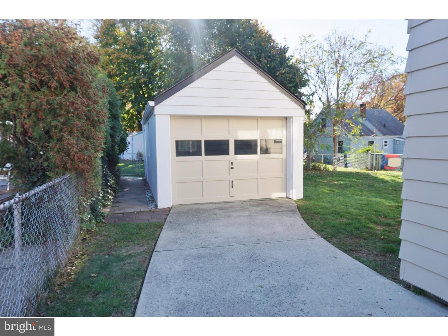 38 Meredith Road Hamilton, NJ 08610 - Photo 24 of 25 Garage
