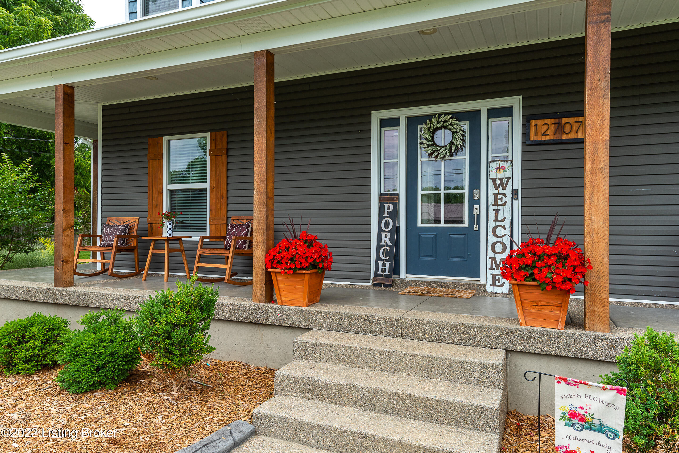 12707 Abbey Road Louisville, KY 40272 - Photo 3 of 42 DHI-3
