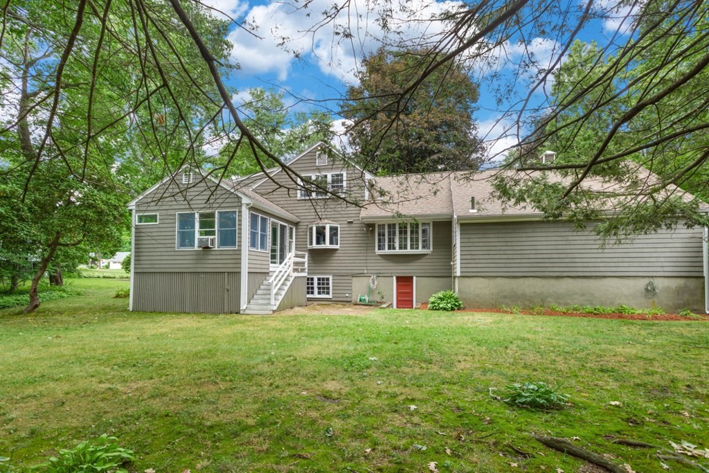 105 Gleason Road Reading, MA 01867 - Photo 38 of 40 Gallery Image 38