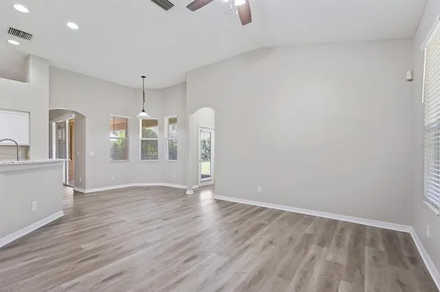 $2,700 | 6130 Whimbrelwood Drive, Lithia, FL 33547