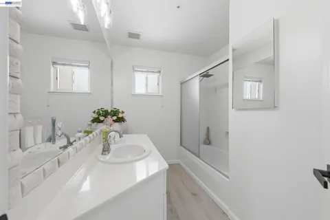 $1,880,000 | 5630 Highcrest Court, Pleasanton, CA 94588