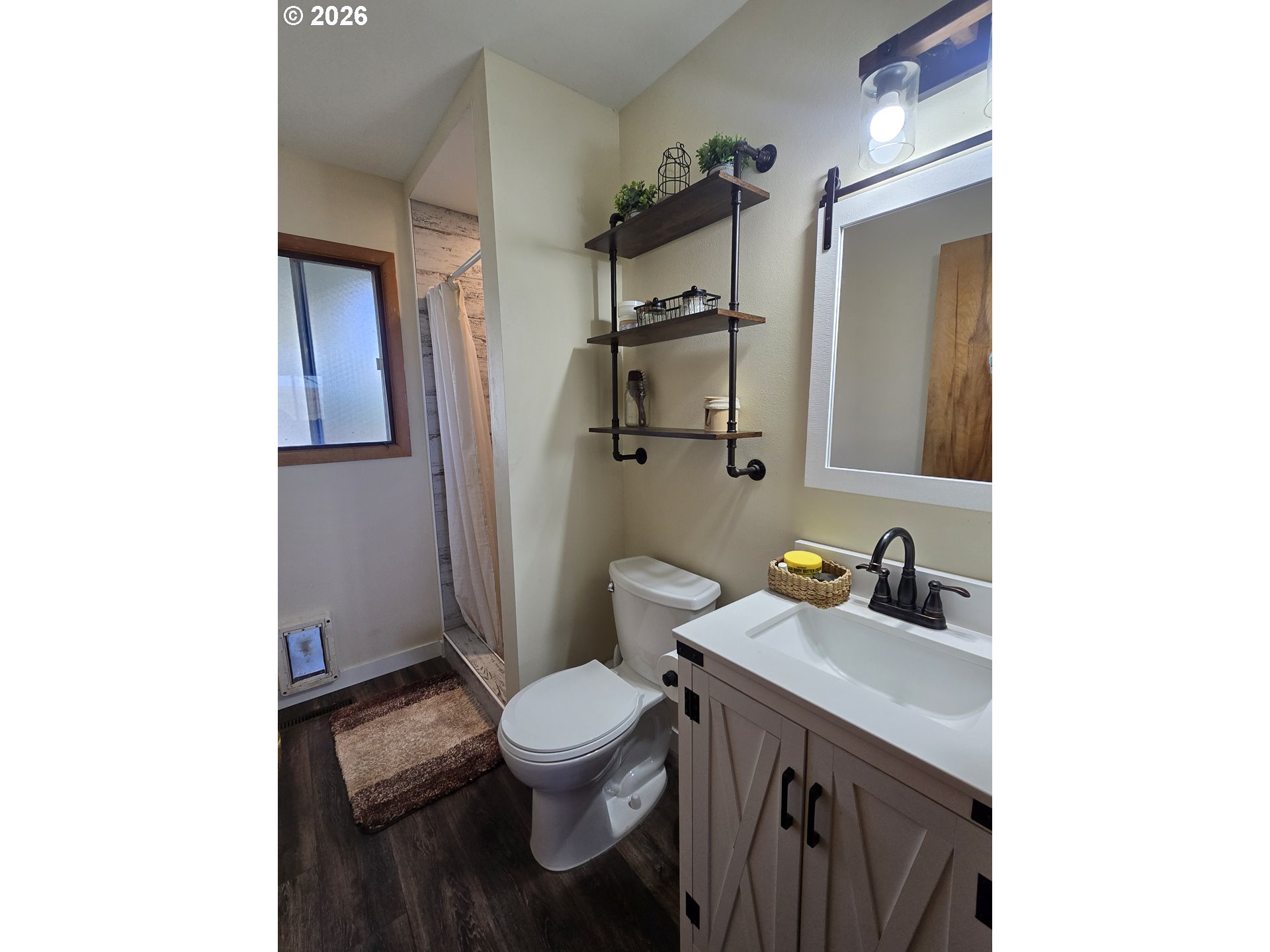 83528 Dufur Valley Road Dufur, OR 97021 - Photo 22 of 45