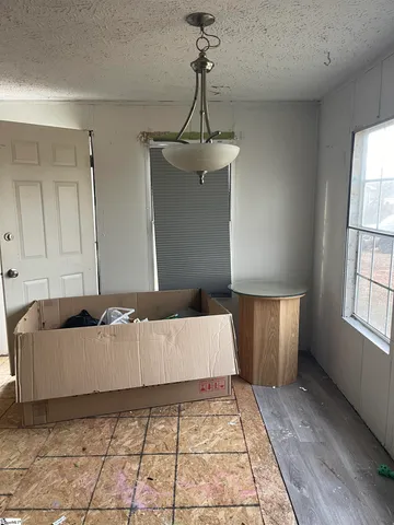 $100,000 | 4826 Chesnee Highway, Chesnee, SC 29323