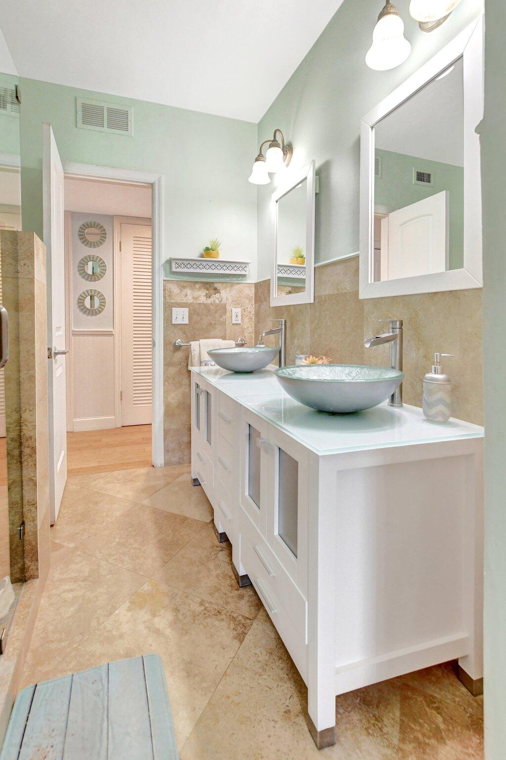 530 Northeast 17th Street Boca Raton, FL 33432 - Photo 26 of 51 30-web-or-mls-DSC_0556