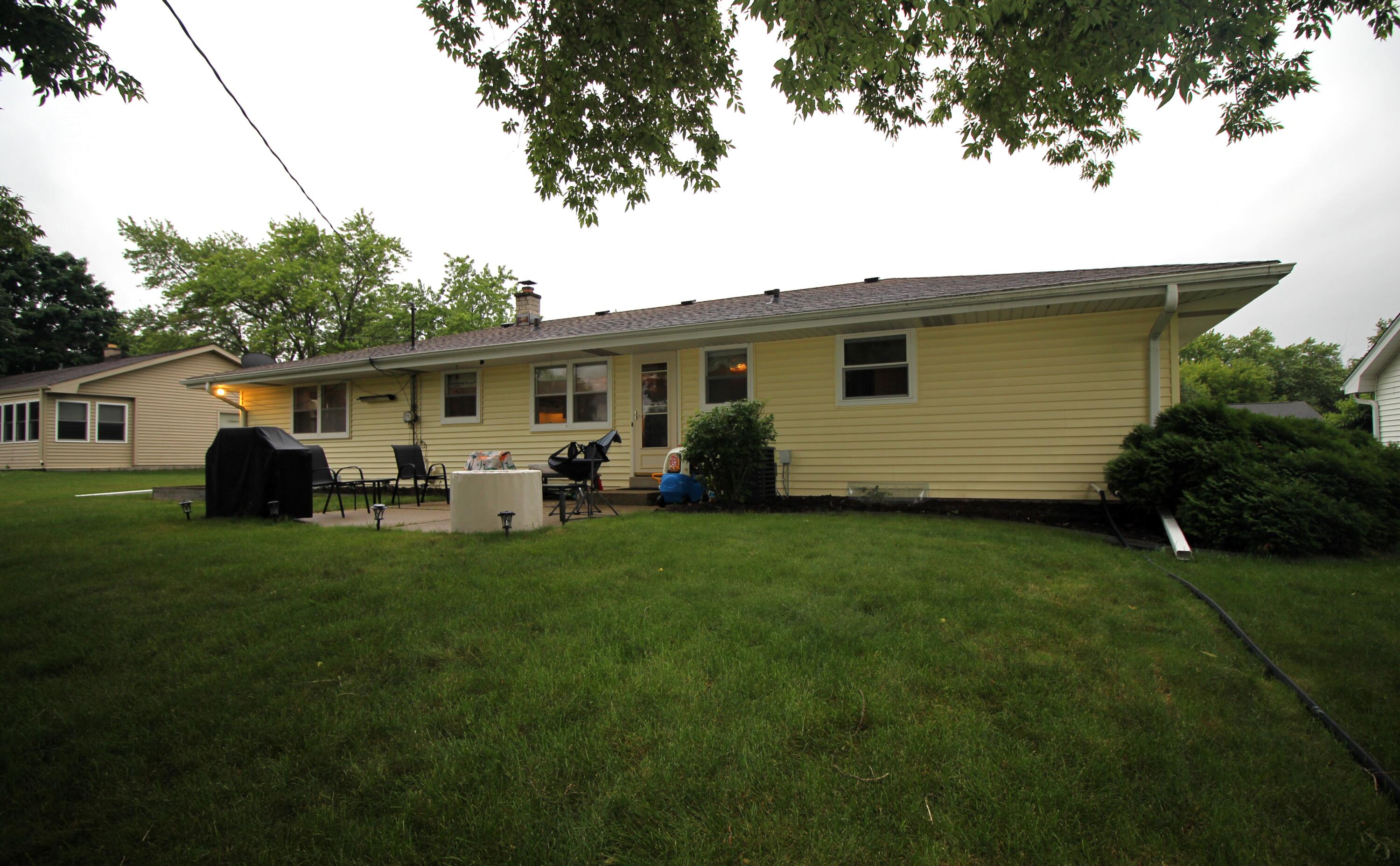 W174N9446 Joper Road Menomonee Falls, WI 53051 - Photo 6 of 32 Back