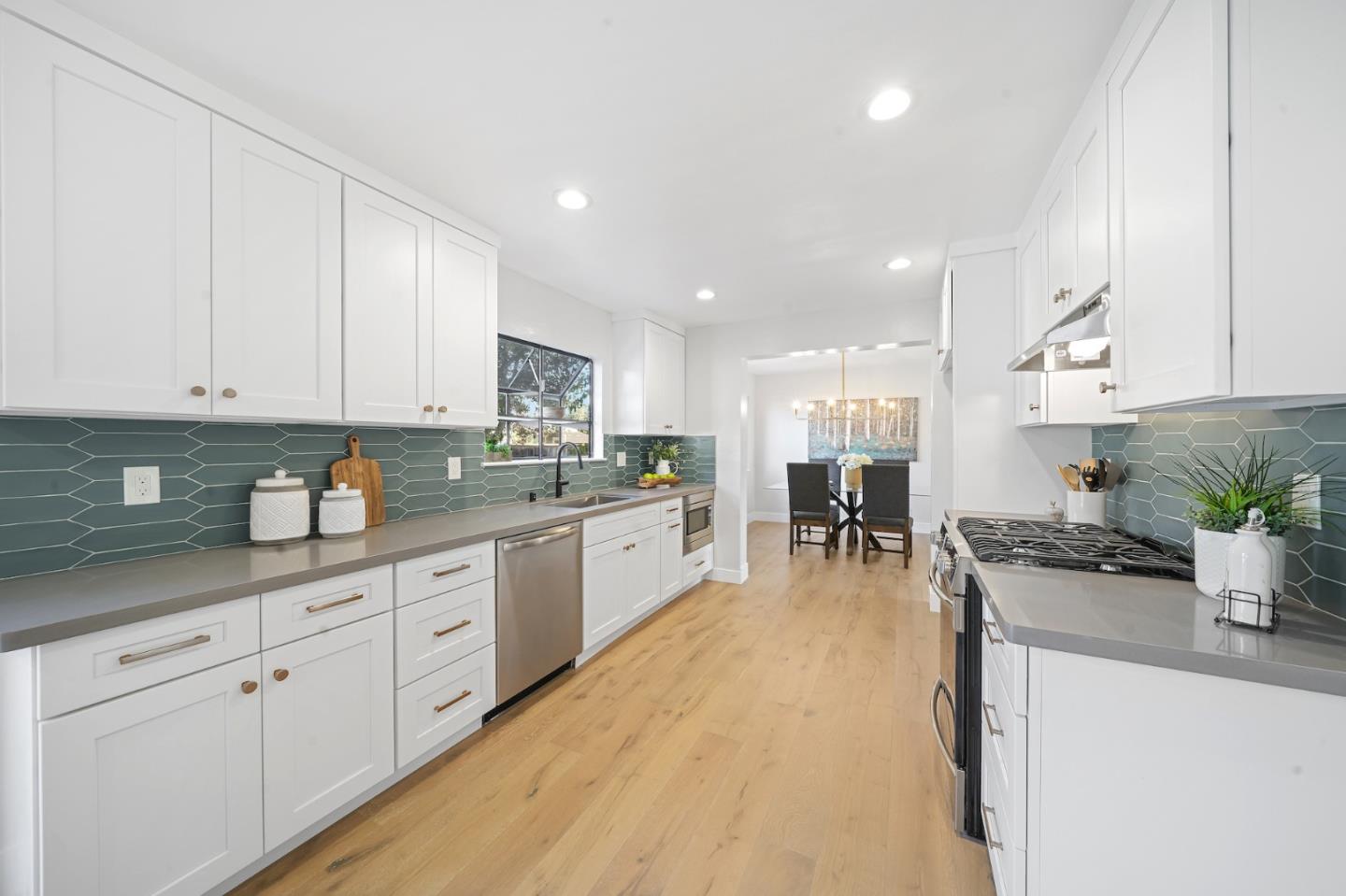 827 Bend Avenue San Jose, CA 95136 - Photo 8 of 27