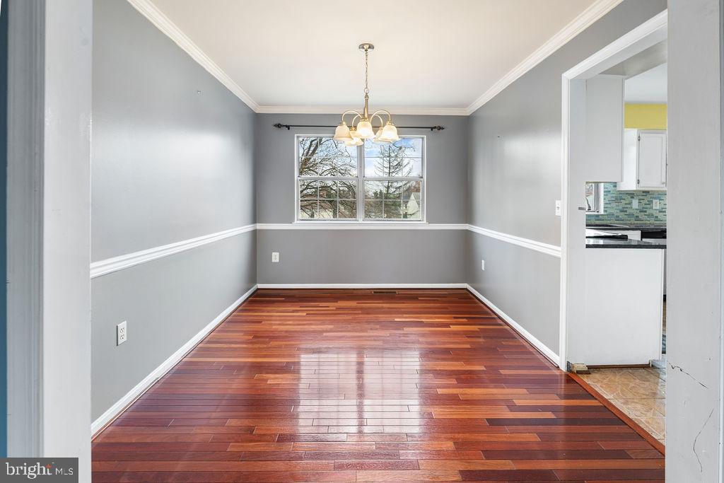 1613 Golf Course Drive Bowie, MD 20721 - Photo 13 of 33 Dining Room