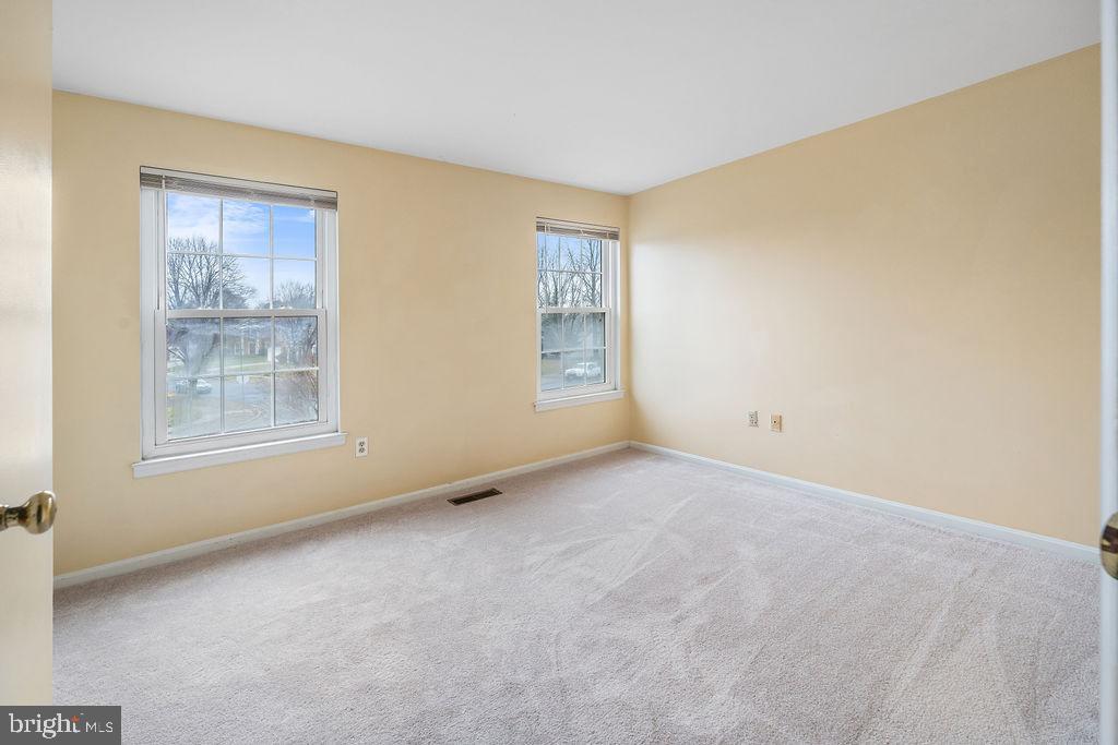 1613 Golf Course Drive Bowie, MD 20721 - Photo 21 of 33 Bedroom 1