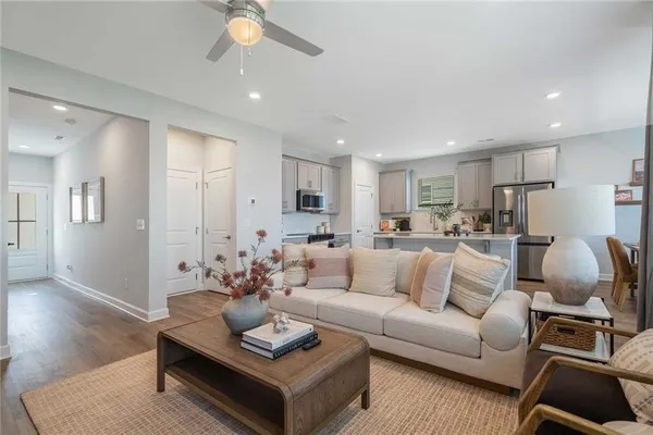 $2,424 | 622 Shallowford Road, Unit CARLISLE, Gainesville, GA 30504