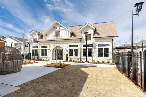 $2,424 | 622 Shallowford Road, Unit CARLISLE, Gainesville, GA 30504