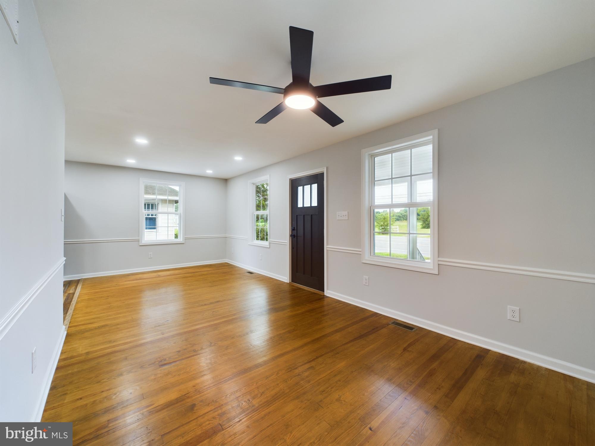 11139 Laurel Road Laurel, DE 19956 - Photo 4 of 19 Gallery Image 4