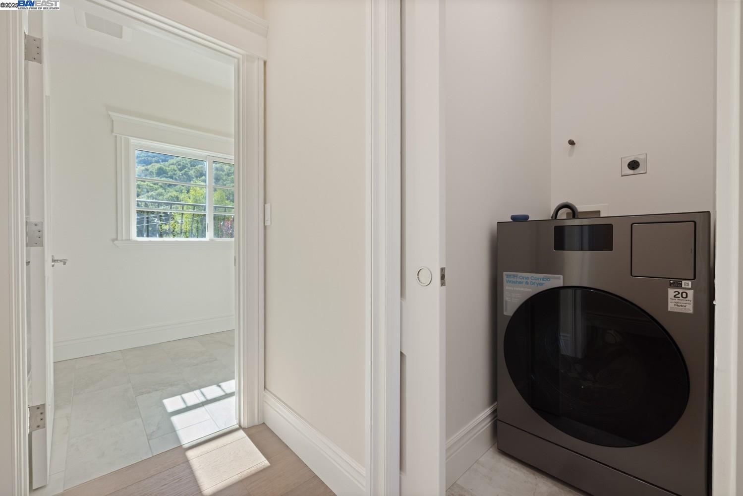 700 Clipper Hill Road Danville, CA 94526 - Photo 32 of 35 a utility room with dryer and washer