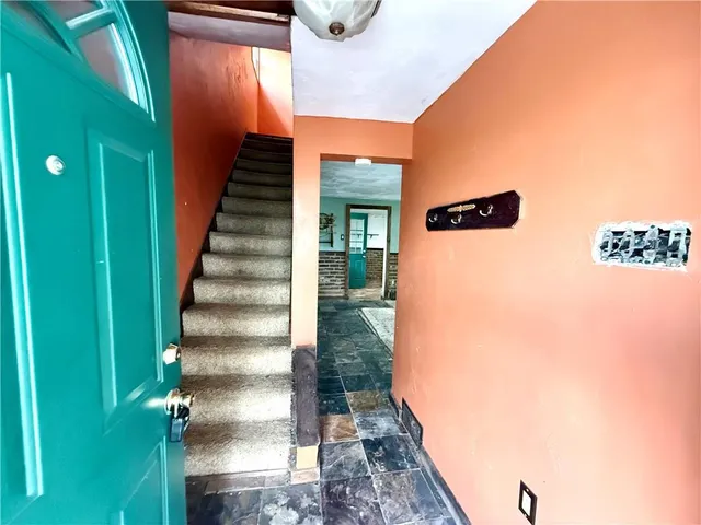 $37,900 | 709 Darlington Avenue, Jeannette, PA 15644