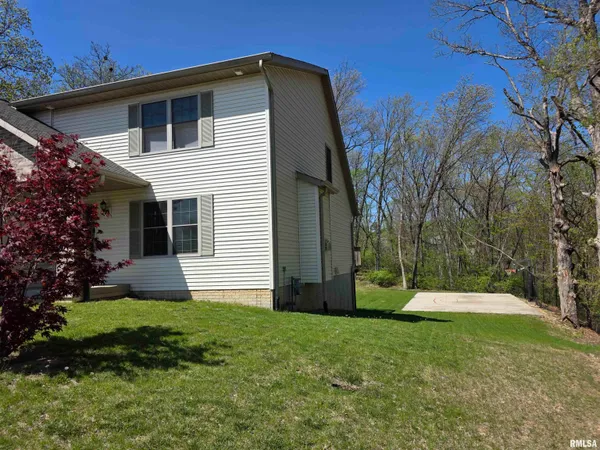 $449,000 | 7289 North Whippoorwill Lane, Peoria, IL 61614