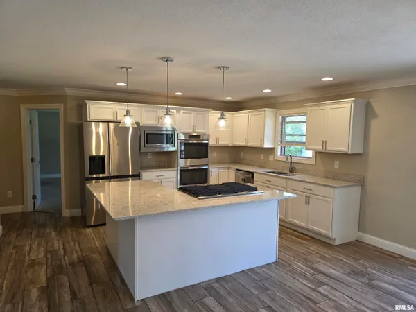 $449,000 | 7289 North Whippoorwill Lane, Peoria, IL 61614