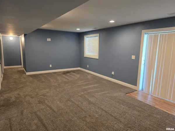 $449,000 | 7289 North Whippoorwill Lane, Peoria, IL 61614