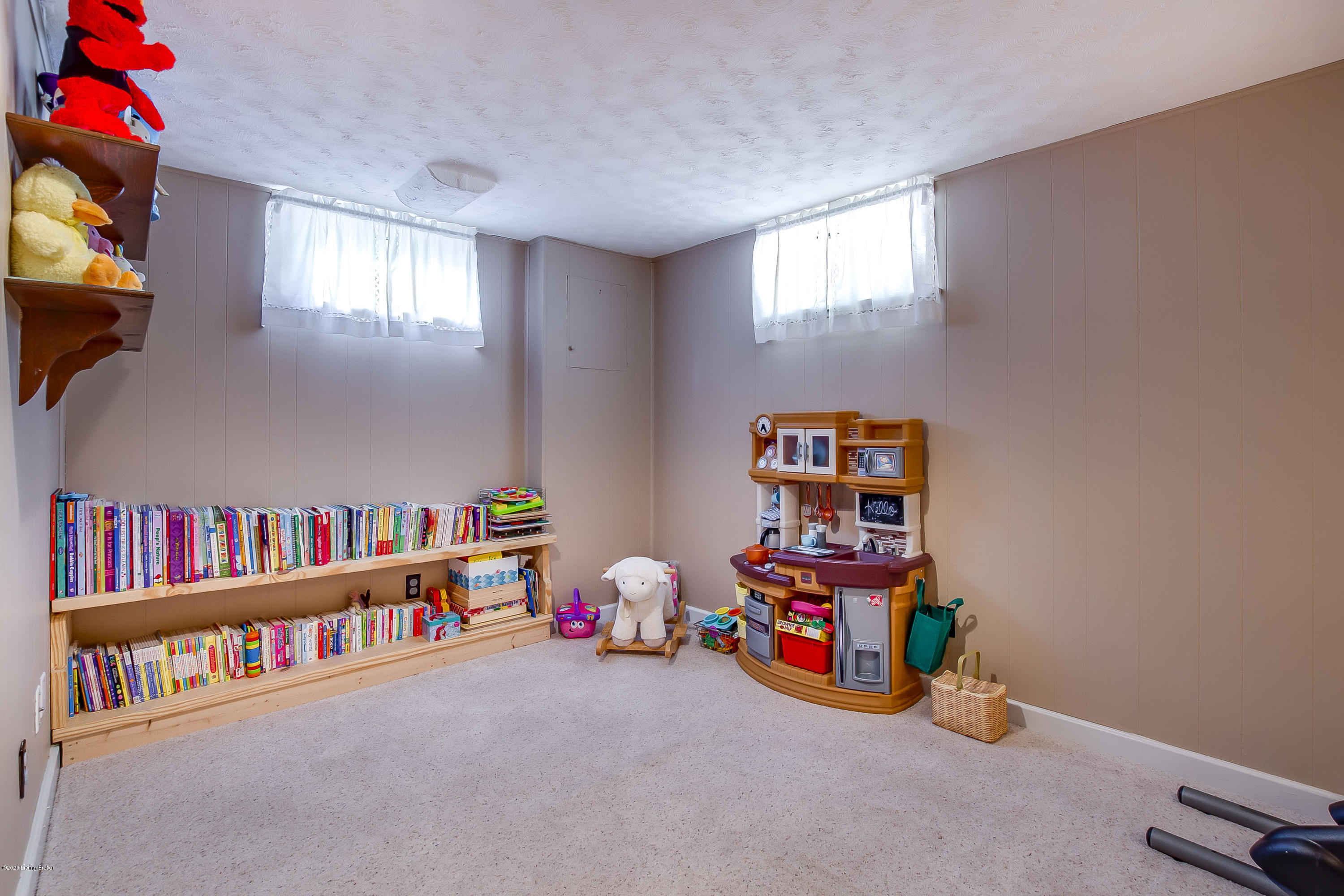 213 Fairmeade Road Louisville, KY 40207 - Photo 32 of 40 Basement Family Room