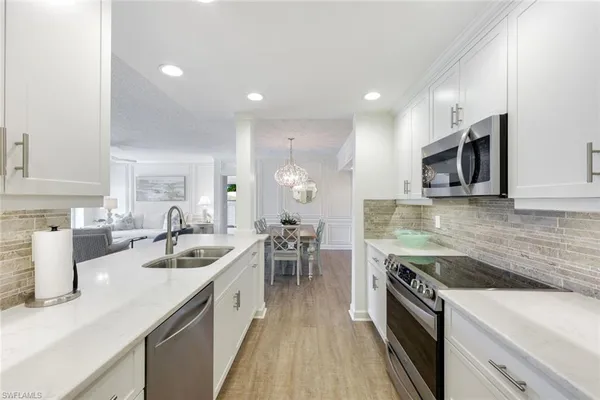 $10,000 | 797 Willowbrook Drive, Unit 203, Naples, FL 34108