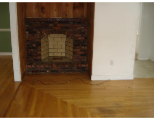 975 South Main Street Bellingham, MA 02019 - Photo 4 of 11