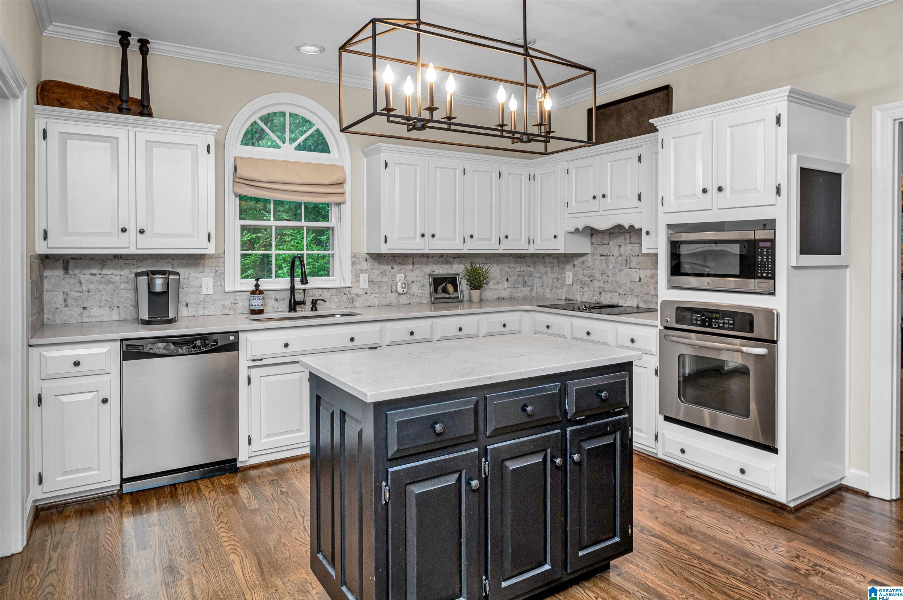 1917 River Woods Road Birmingham, AL 35244 - Photo 10 of 48 Gallery Image 10