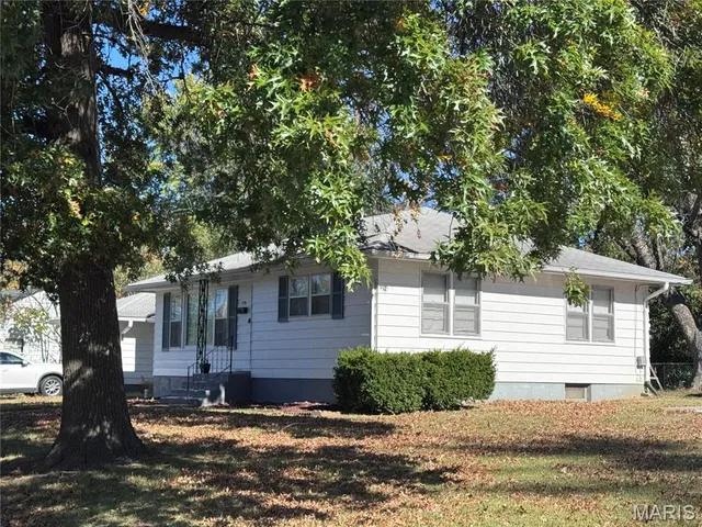 $194,900 | 904 2nd Street, Troy, MO 63379