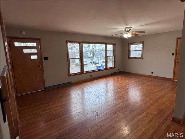 $194,900 | 904 2nd Street, Troy, MO 63379