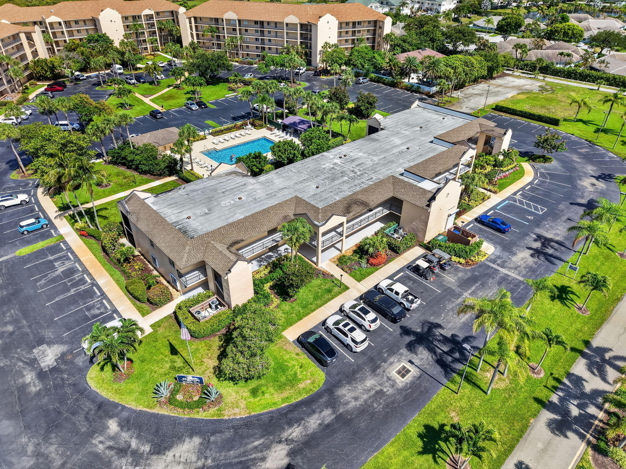 275 Palm Avenue, Unit D Jupiter, FL 33477 - Photo 39 of 56 40-web-or-mls-DJI_20260629160720_0271_D