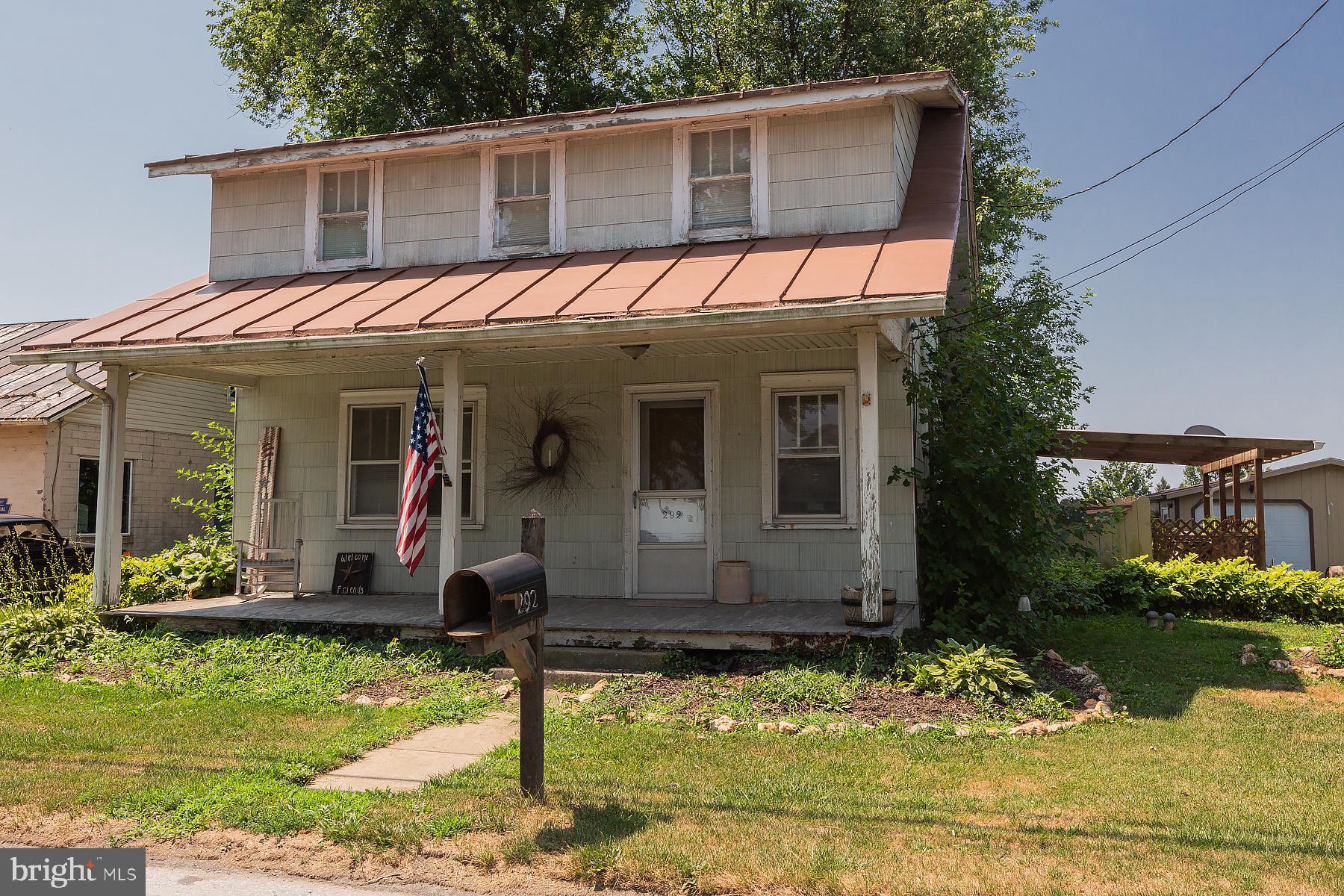292 Newport Road Leola, PA 17540 - Photo 2 of 27 Gallery Image 2