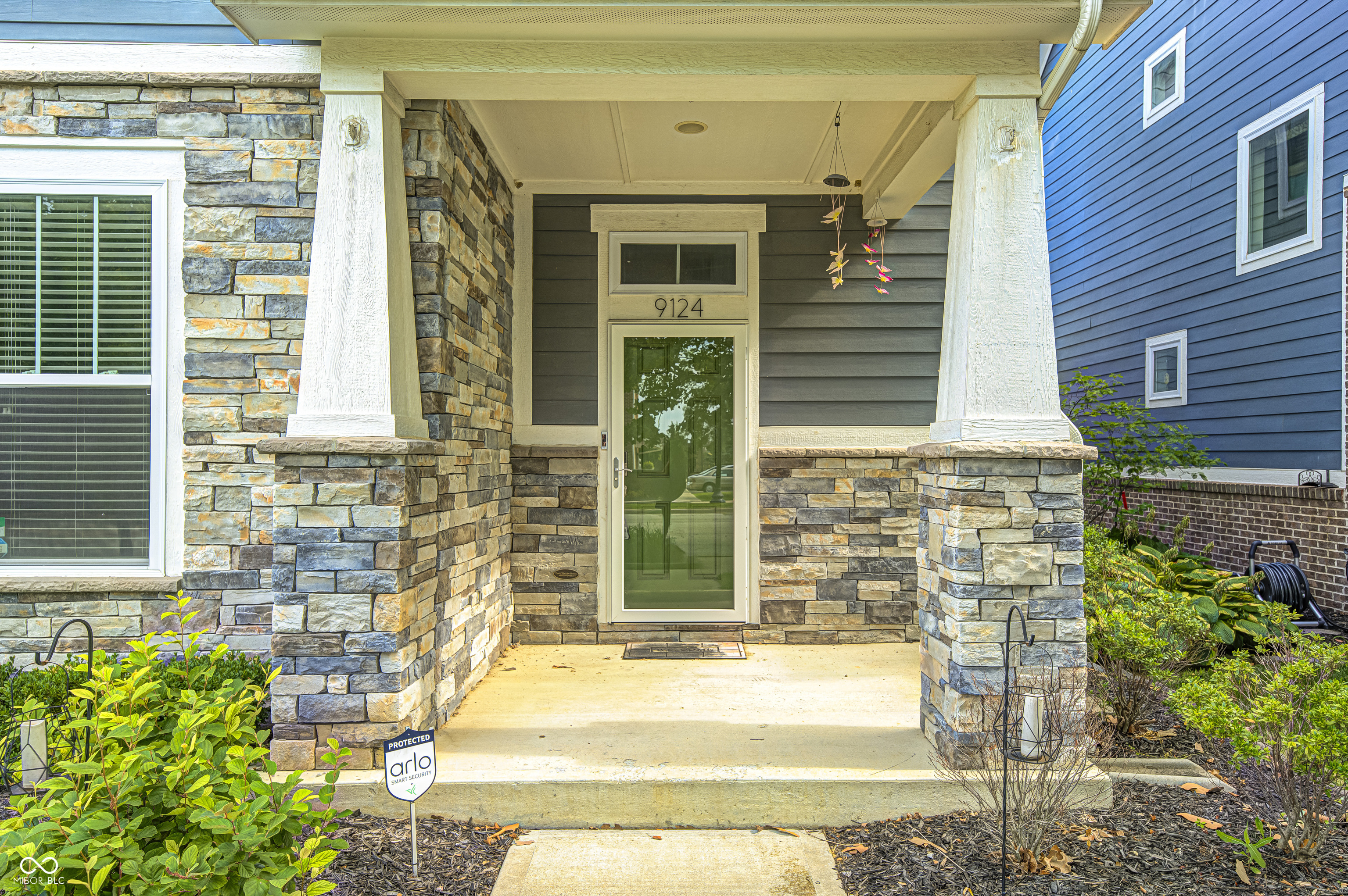 9124 Hawkins Road Indianapolis, IN 46216 - Photo 2 of 52