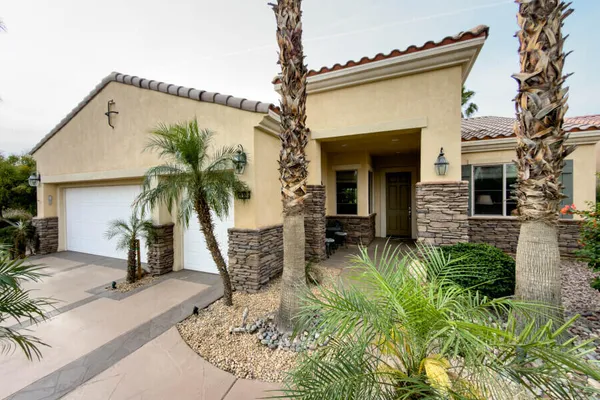 $3,600 | 81083 Avenida Tres Lagunas, Indio, CA 92203