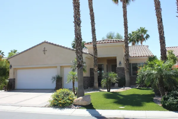 $3,600 | 81083 Avenida Tres Lagunas, Indio, CA 92203