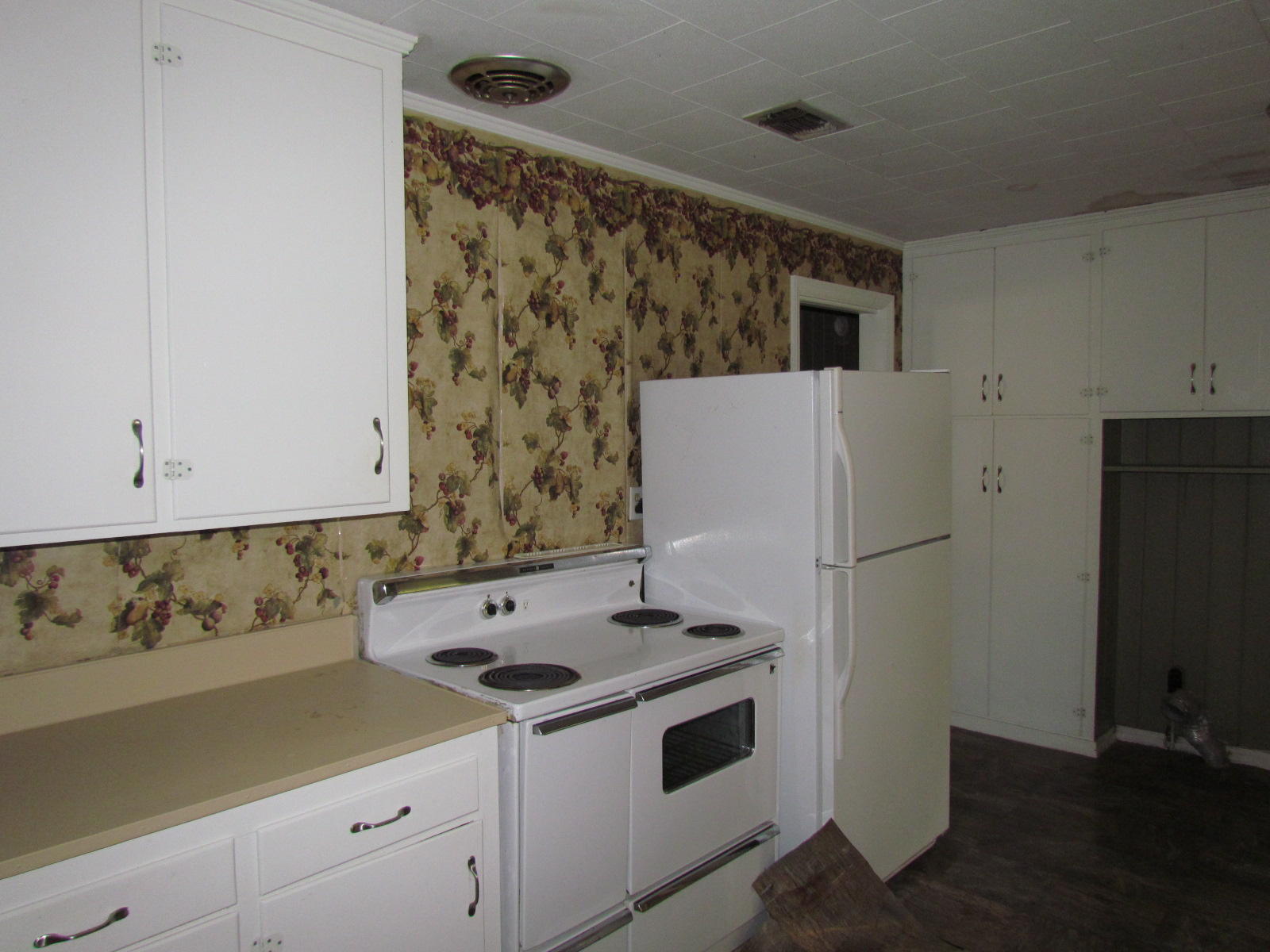 110 Jones Road Crestview, FL 32536 - Photo 8 of 12 Gallery Image 8
