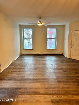 $1,750 | 149 Jay Street, Unit 1, Albany, NY 12210