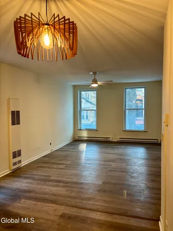 $1,750 | 149 Jay Street, Unit 1, Albany, NY 12210
