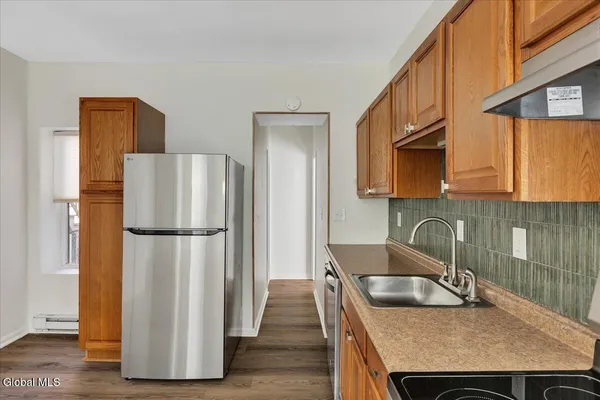 $1,750 | 149 Jay Street, Unit 1, Albany, NY 12210