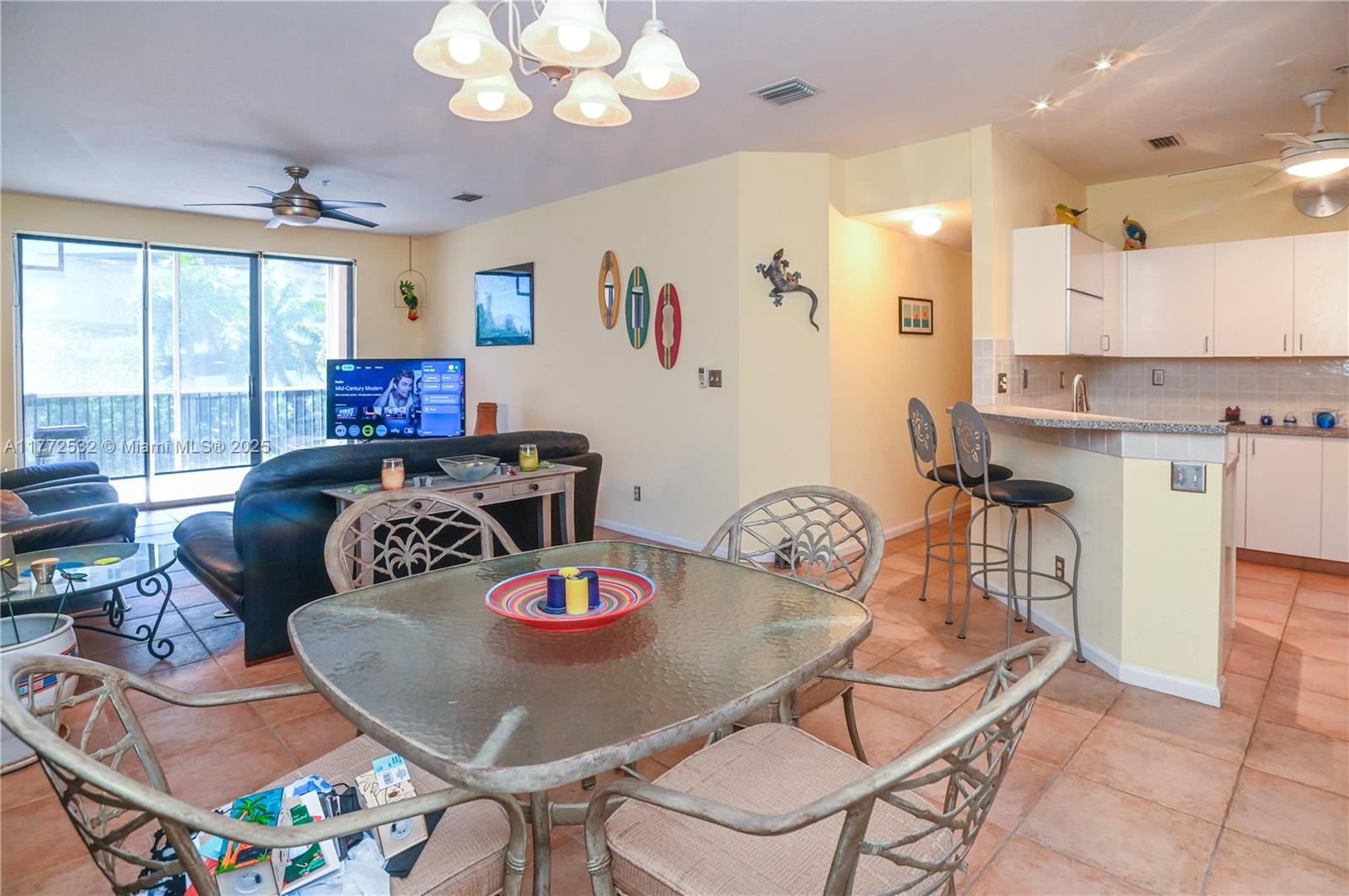 85 Gulfstream Road, Unit 304A Dania Beach, FL 33004 - Photo 11 of 39 Gallery Image 11