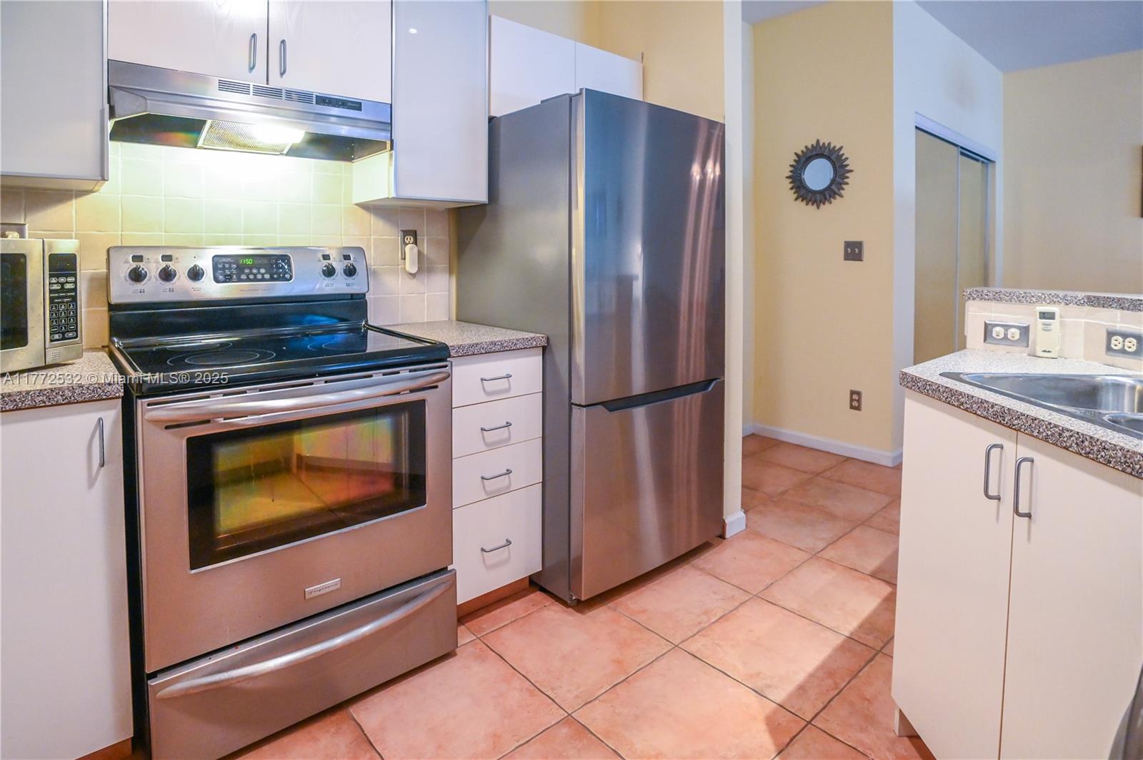 85 Gulfstream Road, Unit 304A Dania Beach, FL 33004 - Photo 14 of 39 Gallery Image 14