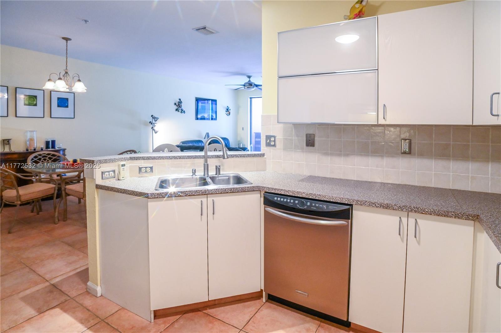 85 Gulfstream Road, Unit 304A Dania Beach, FL 33004 - Photo 15 of 39 Gallery Image 15