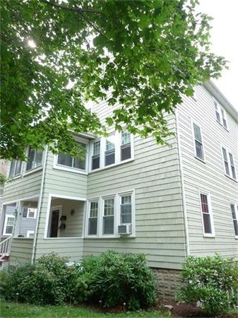 107 Warwick Road Melrose, MA 02176 - Photo 2 of 20 Gallery Image 2