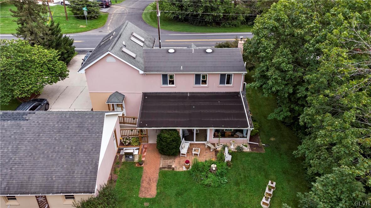 6175 Weaversville Road Bethlehem, PA 18017 - Photo 5 of 49 Gallery Image 5
