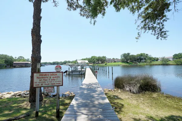 $155,000 | 210 Pelham Road, Unit 212A, Fort Walton Beach, FL 32547