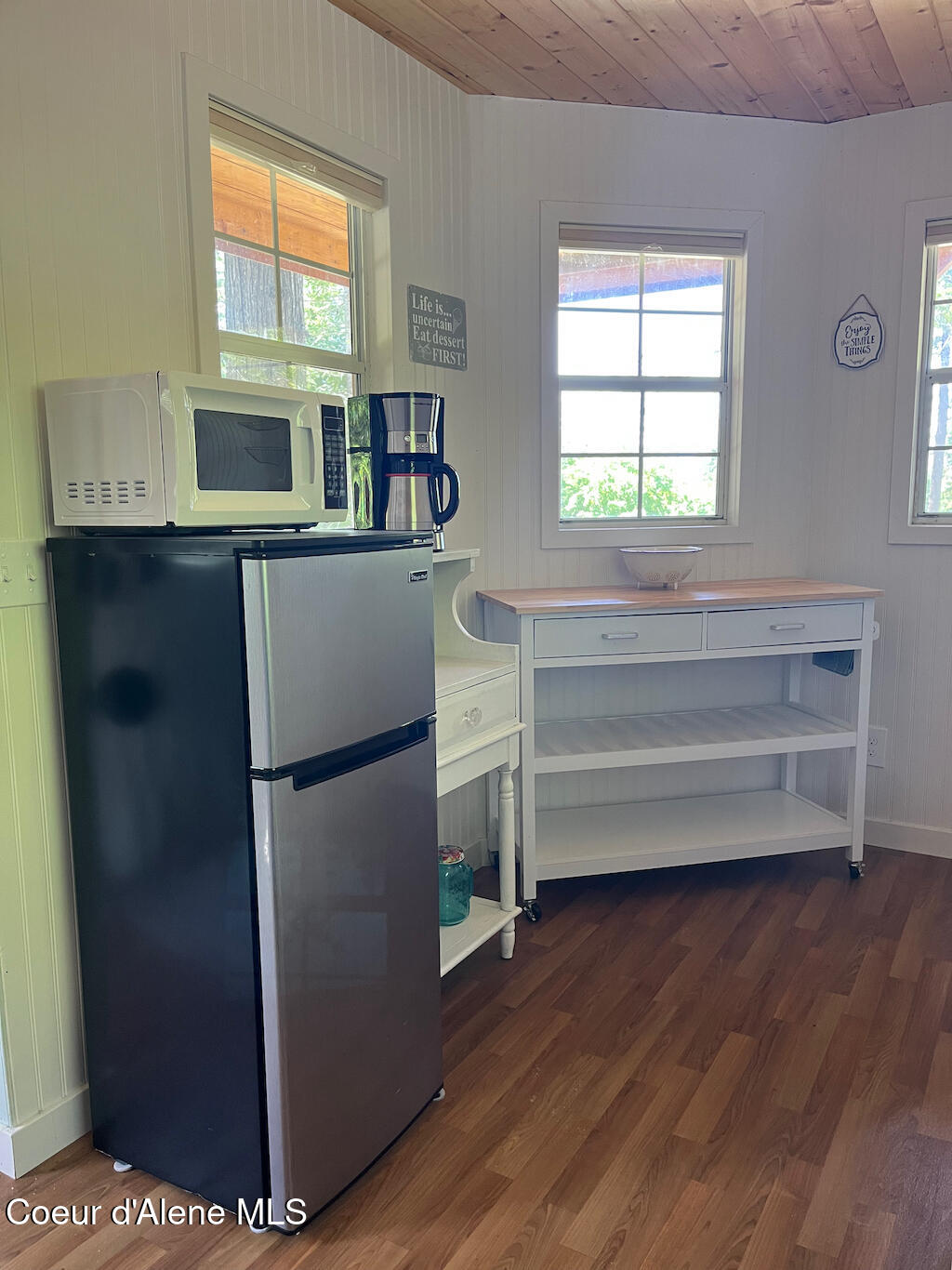 191 Sunset View Lane Hope, ID 83836 - Photo 16 of 30 kitchen