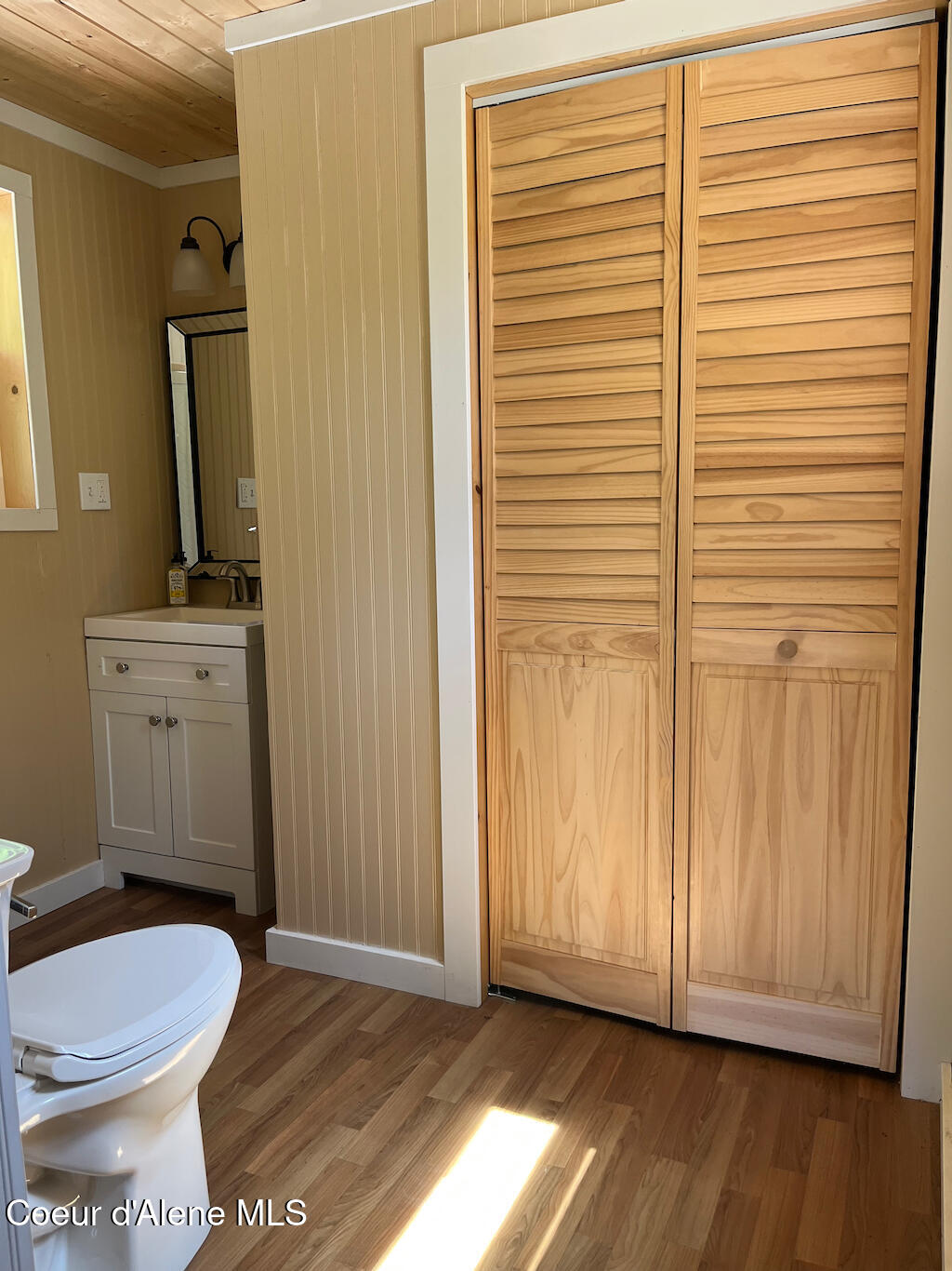 191 Sunset View Lane Hope, ID 83836 - Photo 20 of 30 bathroom