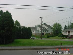 208 Main Street Moosic, PA 18507 - Photo 3 of 3 Gallery Image 3