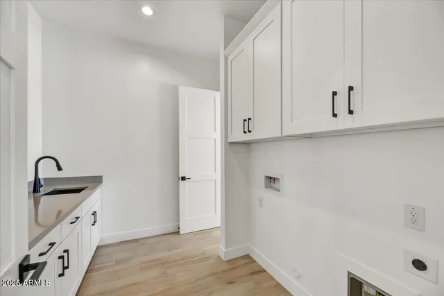 $1,420,000 | 3330 West Desert Dawn Drive, Phoenix, AZ 85083