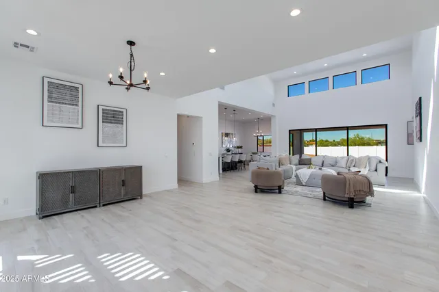 $1,420,000 | 3330 West Desert Dawn Drive, Phoenix, AZ 85083