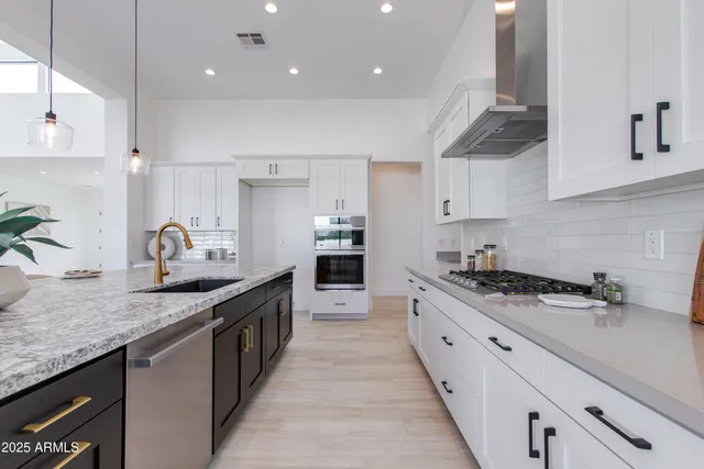 $1,420,000 | 3330 West Desert Dawn Drive, Phoenix, AZ 85083